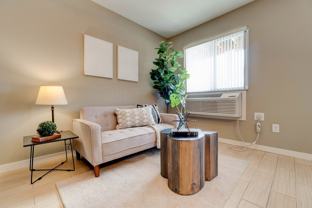 205 1/2 6th St #3 - Photo 1 of 1