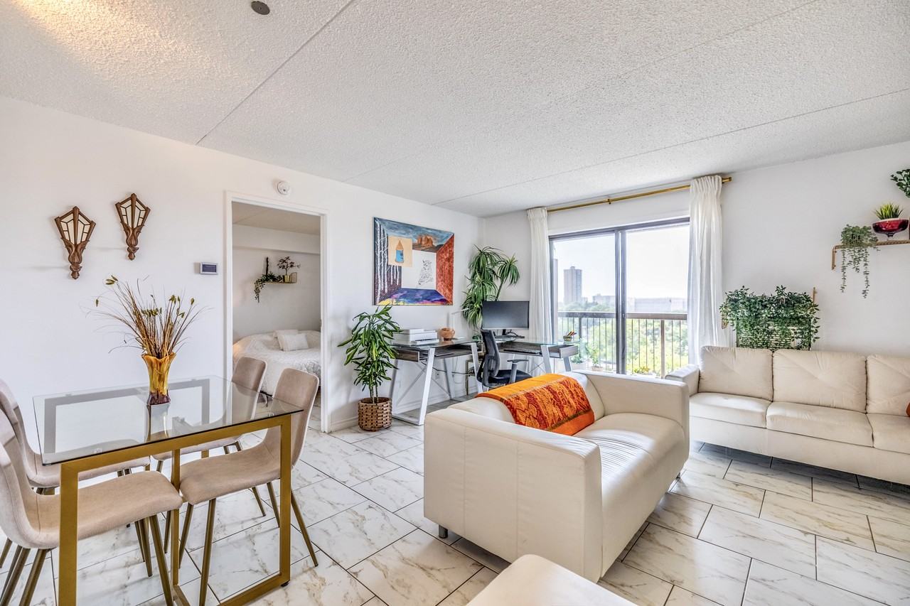 77 Edmonton Street #816 - Photo 7 of 24