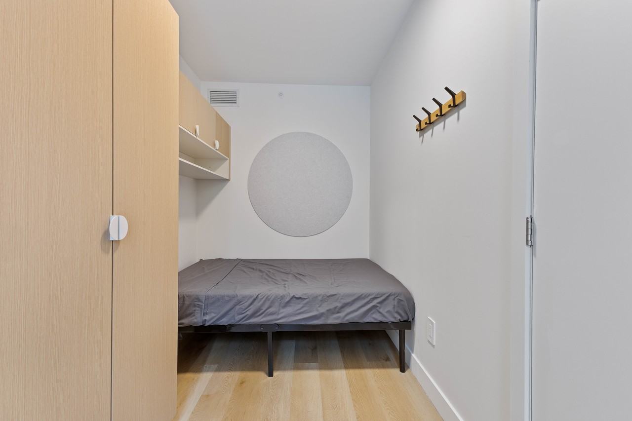 2025 Rue Peel - Photo 4 of 16