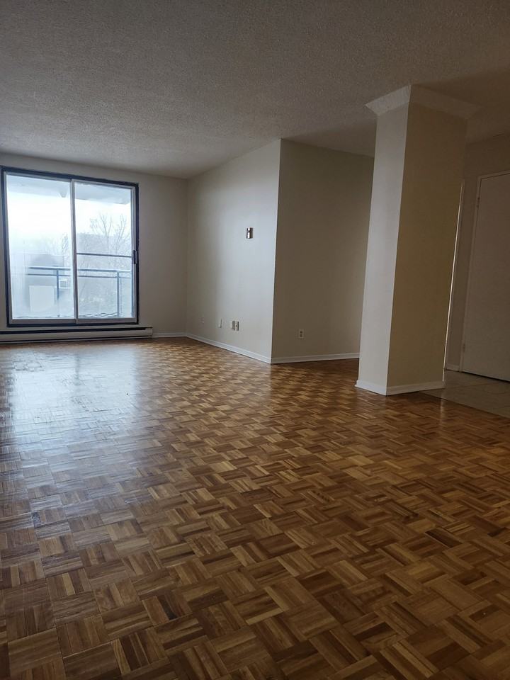 1144 Rockingham Avenue #406 - Photo 3 of 7