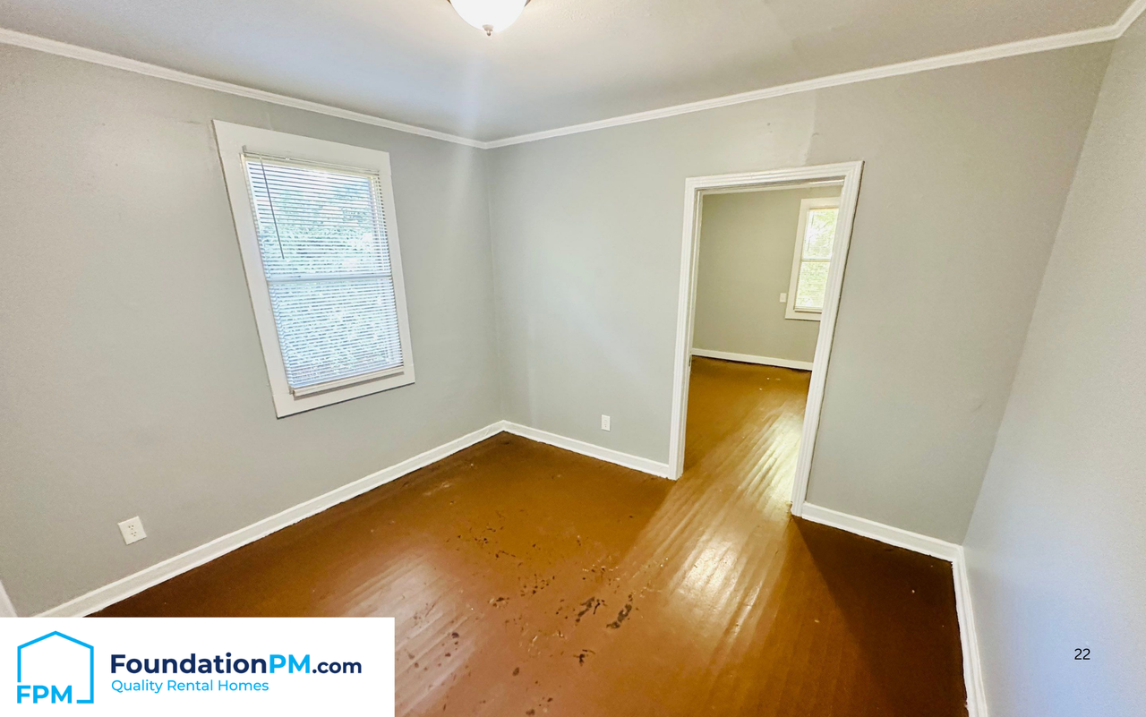 1117 Keating St #2 - Photo 7 of 10