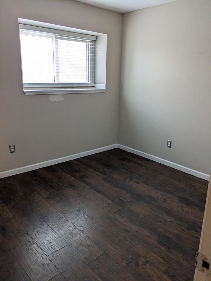 201 Trealout Drive #A-27 - Photo 6 of 8