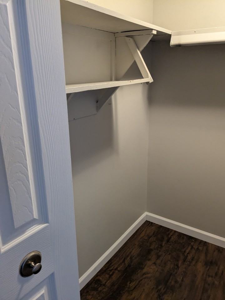 201 Trealout Drive #A-27 - Photo 7 of 8