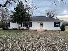 featured image of 13958 Bainbridge Road #1