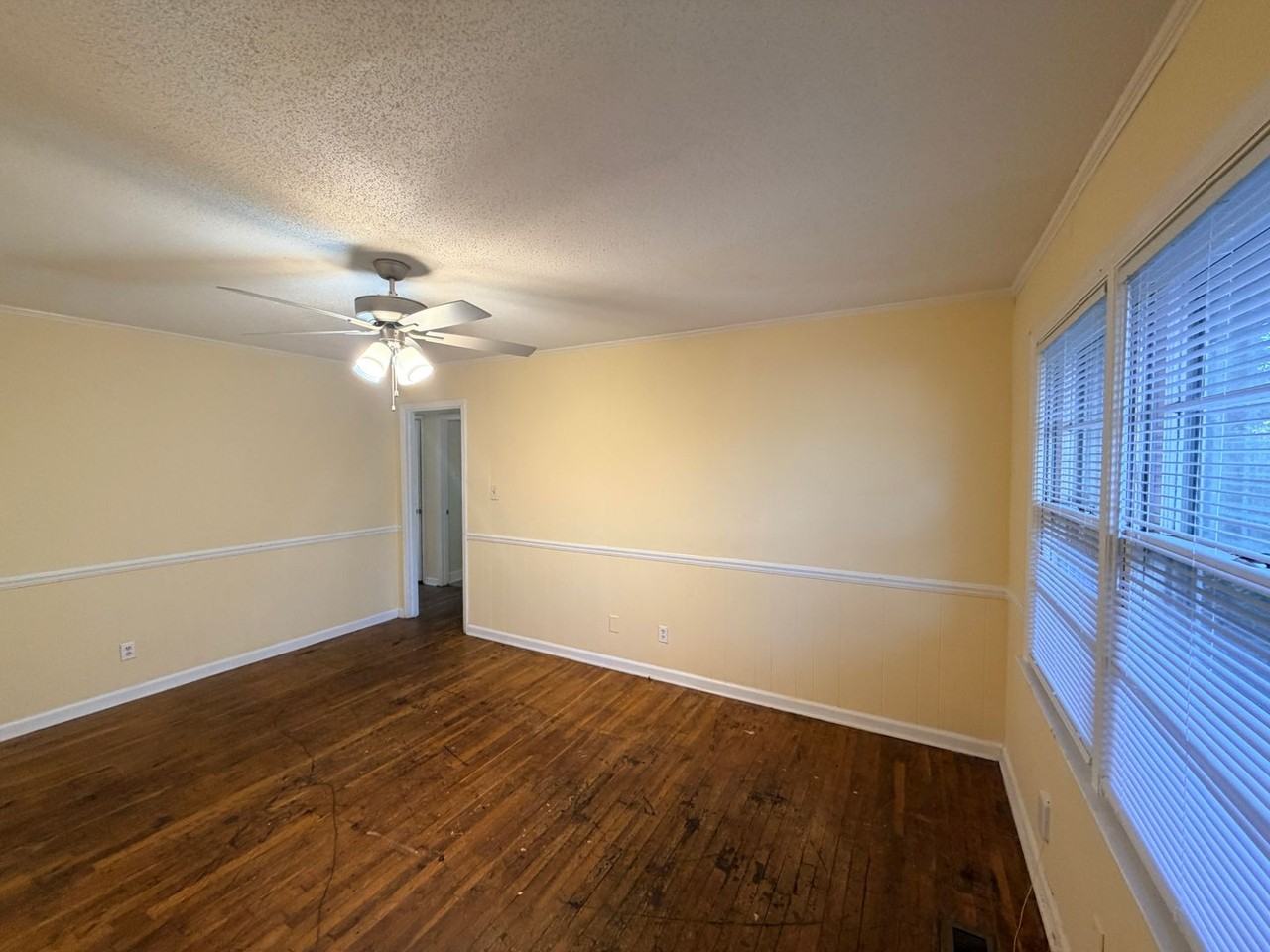 1408 Iola Drive #B - Photo 3 of 11