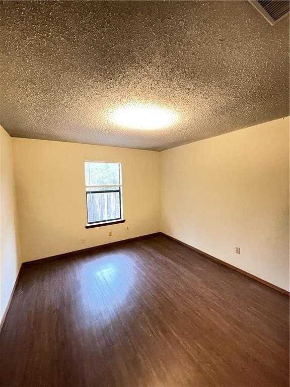 670 West Martha Drive - Photo 4 of 9