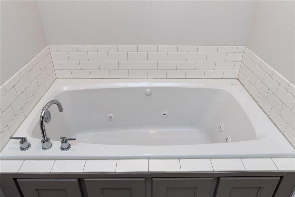 6516 W Pleasant Way - Photo 7 of 24