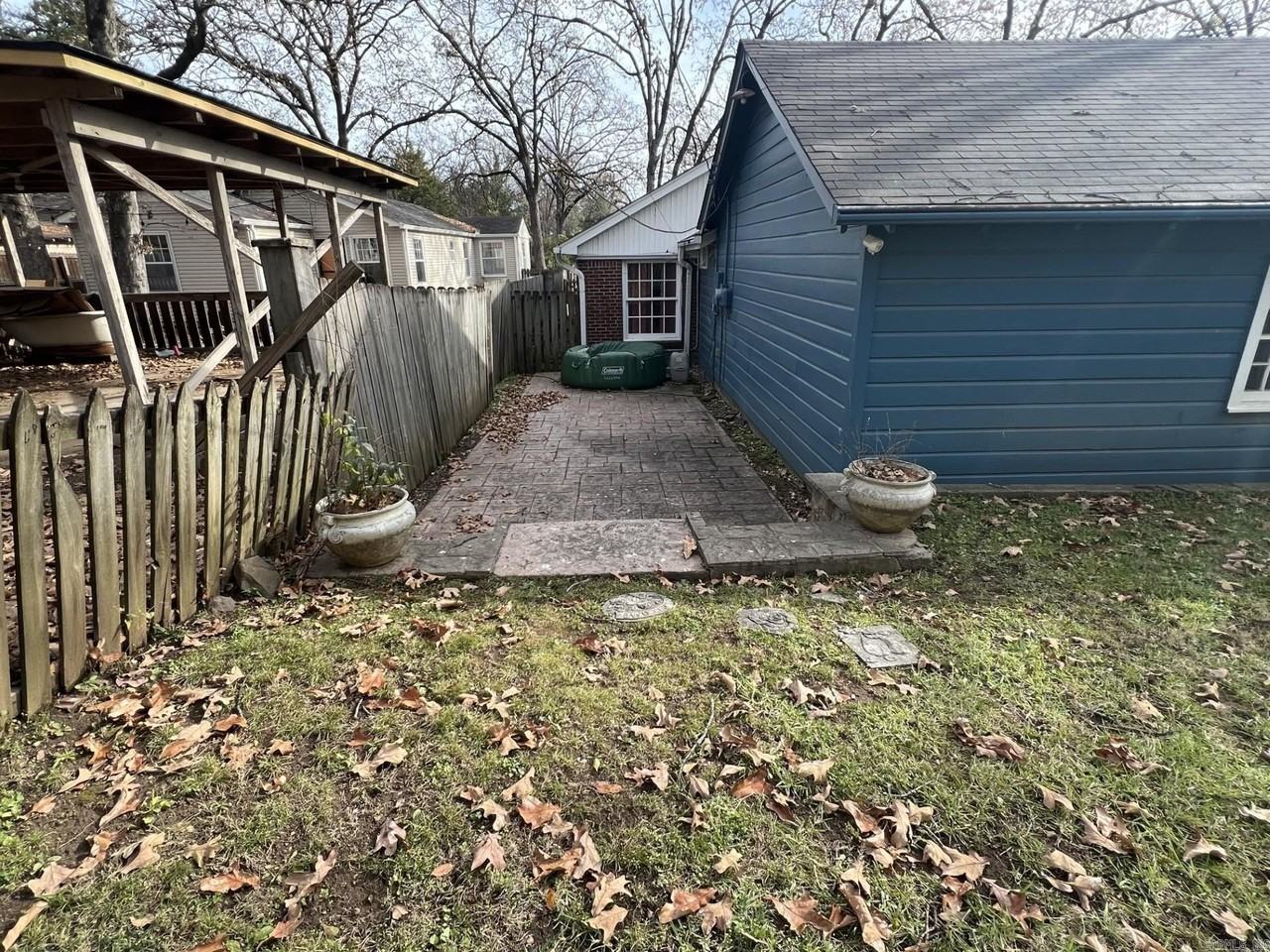 5200 G St - Photo 4 of 13