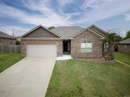 featured image of 502 Rolling Creek Dr