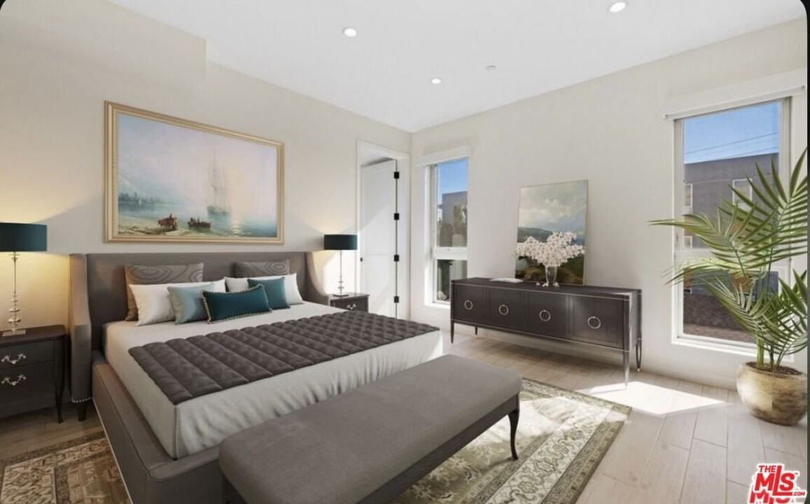 1654 Greenfield Ave Apt 301 #301 - Photo 4 of 22