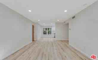 853 S Bedford St Apt 4 #4 - Photo 1 of 1