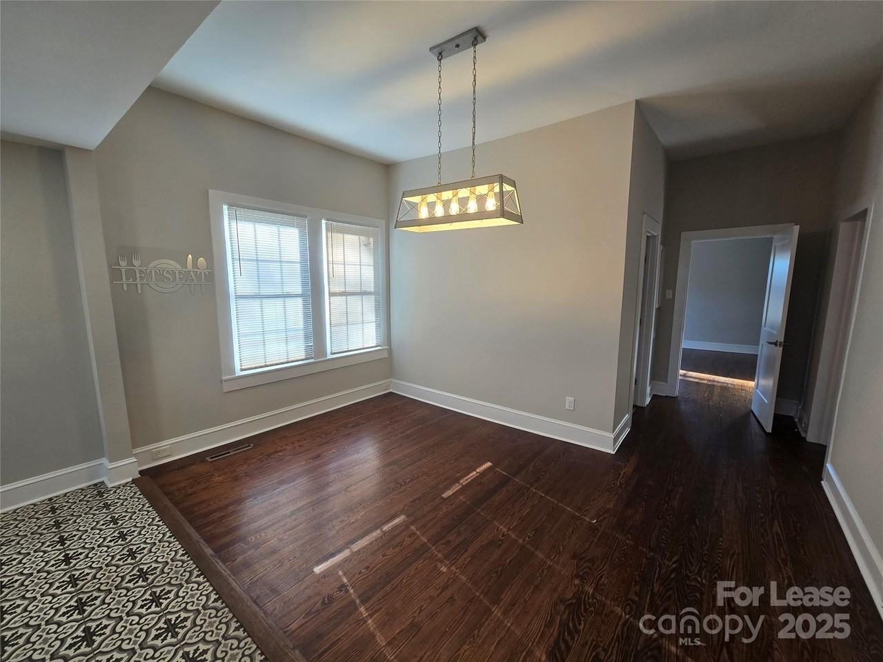 606 Church Avenue - Photo 3 of 12