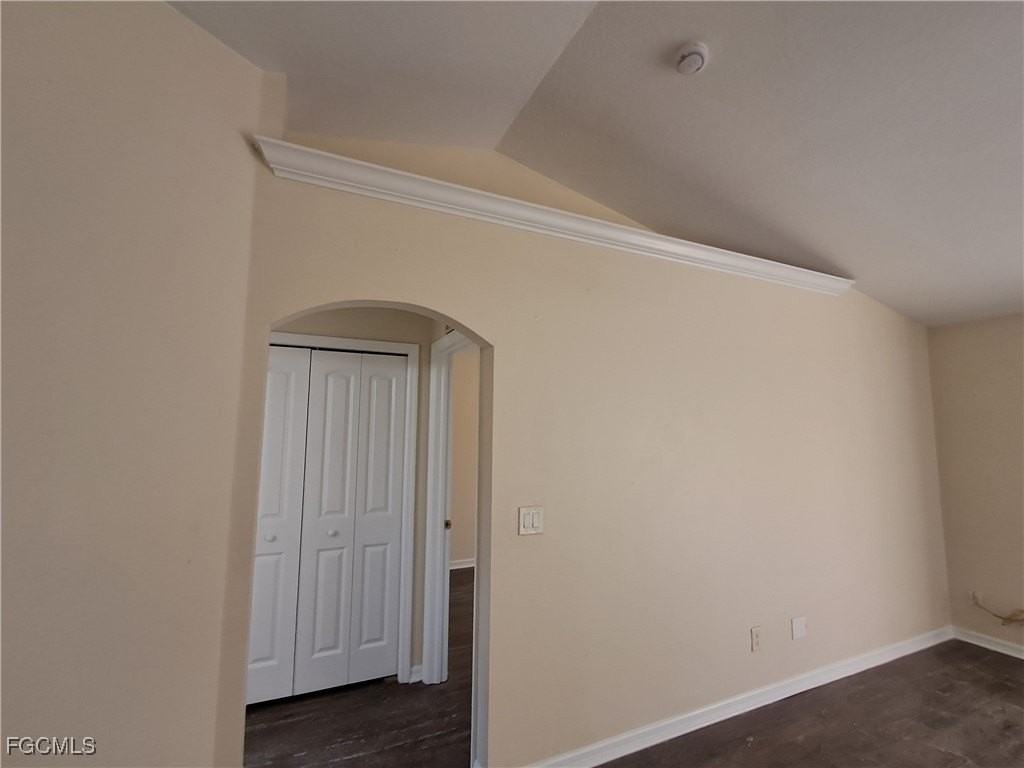 135 Greenbriar Blvd - Photo 7 of 25