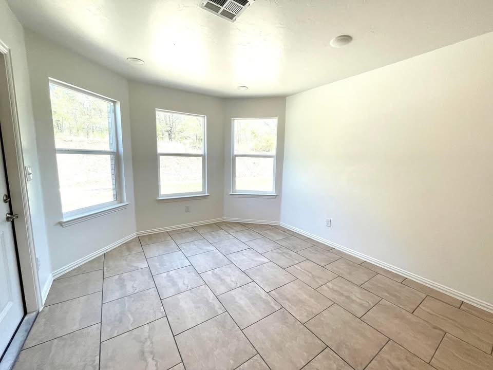 914 Indian Plains Road #1 - Photo 7 of 24