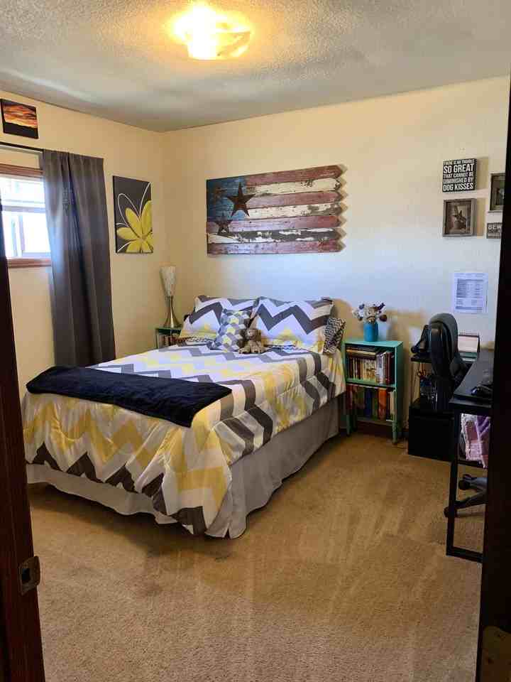 2111 Scherer Avenue #1 - Photo 5 of 7