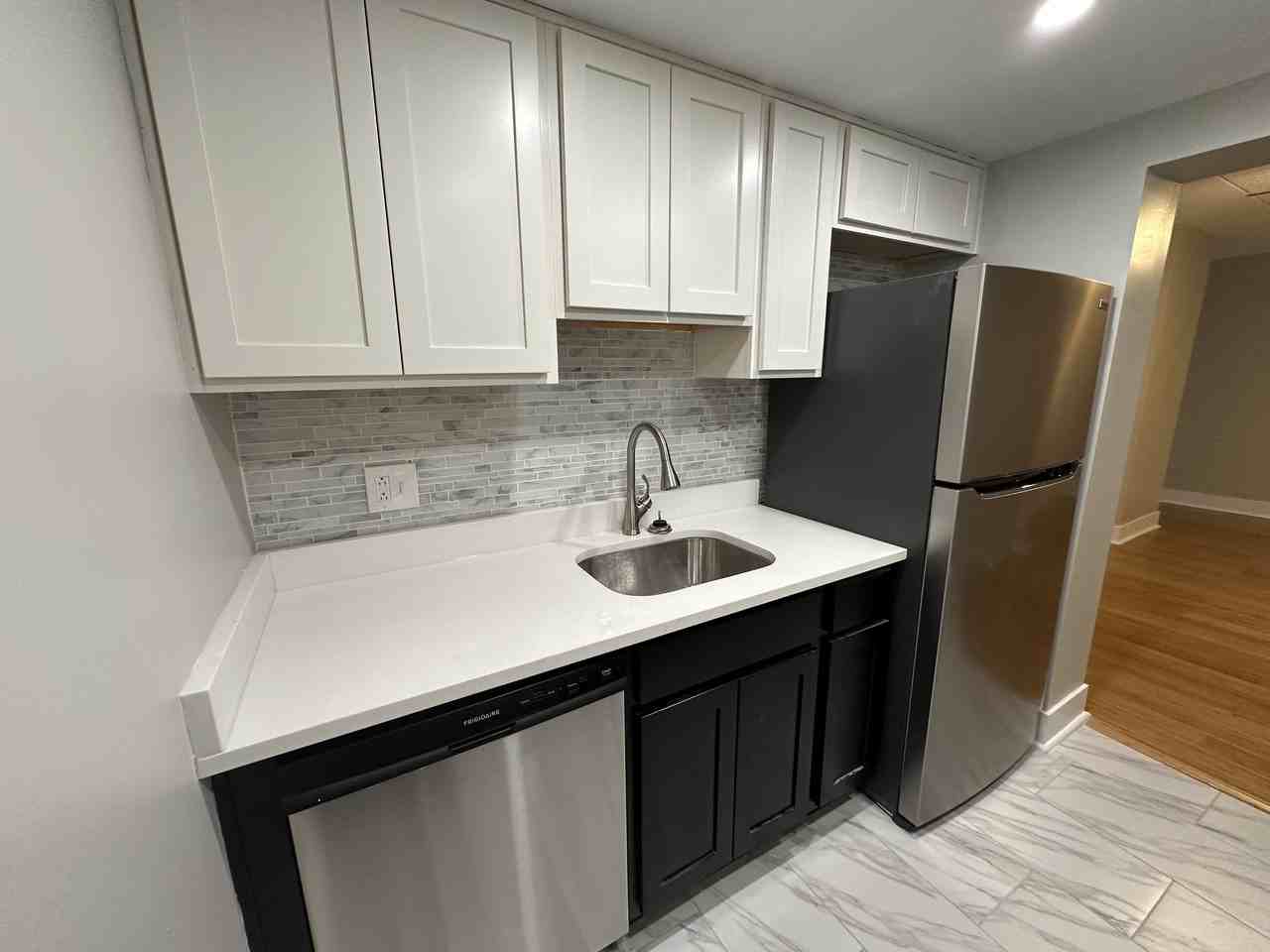 500 500 HOODRIDGE DRIVEAPT 804 #804 - Photo 6 of 13