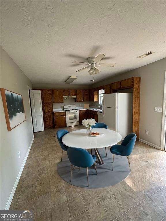 1727 Oak Grove Church Rd #B - Photo 3 of 11