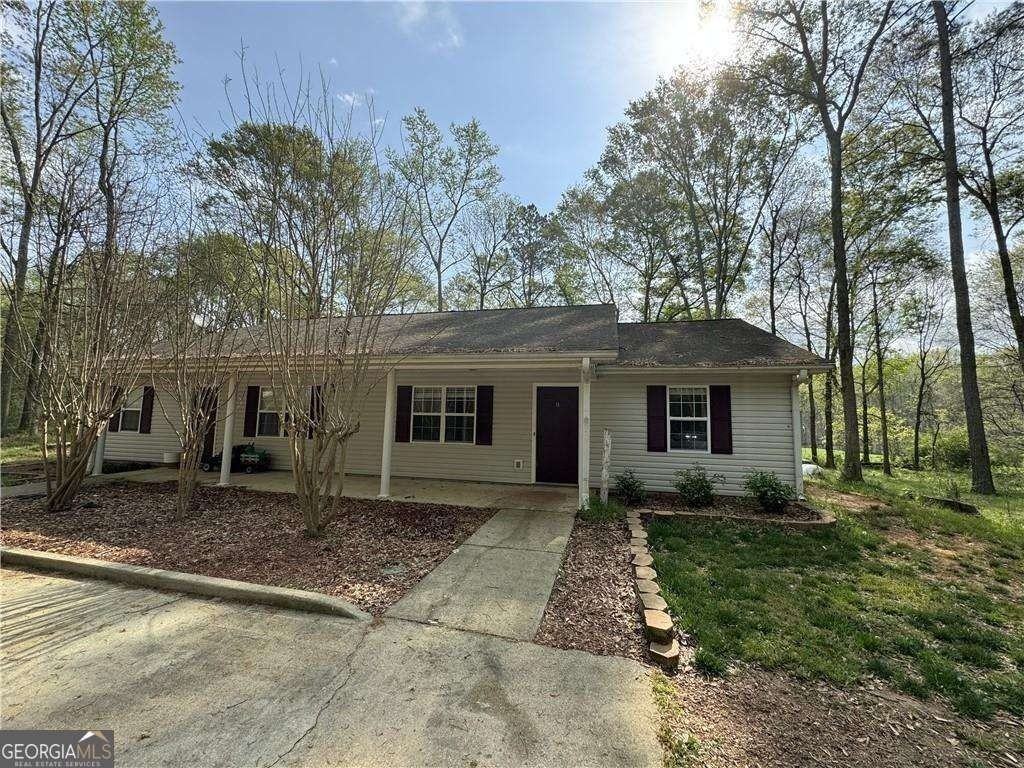 1727 Oak Grove Church Rd #B - Photo 5 of 11