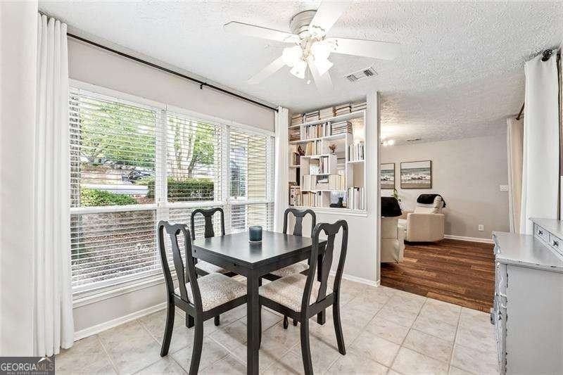 6808 Glenridge Dr Apt H #H - Photo 4 of 34