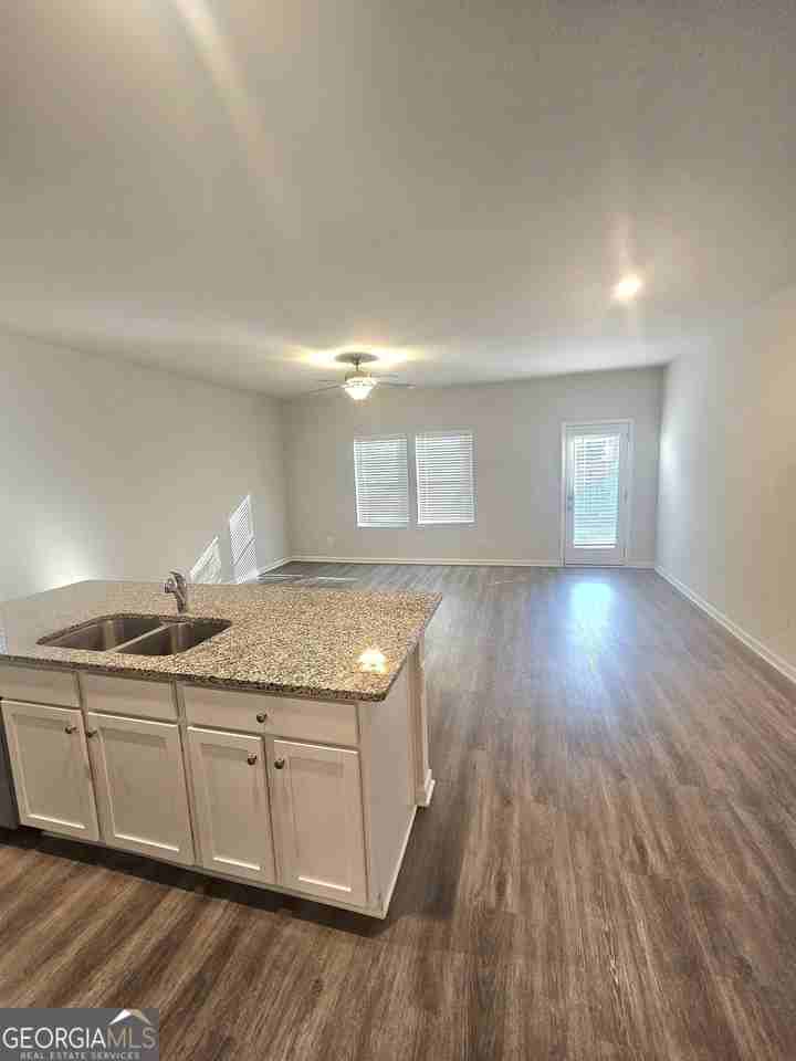 148 Village Green Dr Nw - Photo 4 of 15