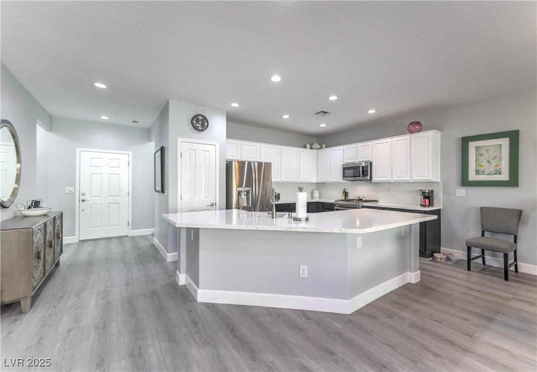 2538 Venus Star St - Photo 5 of 48