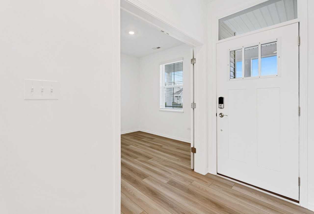 511 East 127th Place - Photo 2 of 22