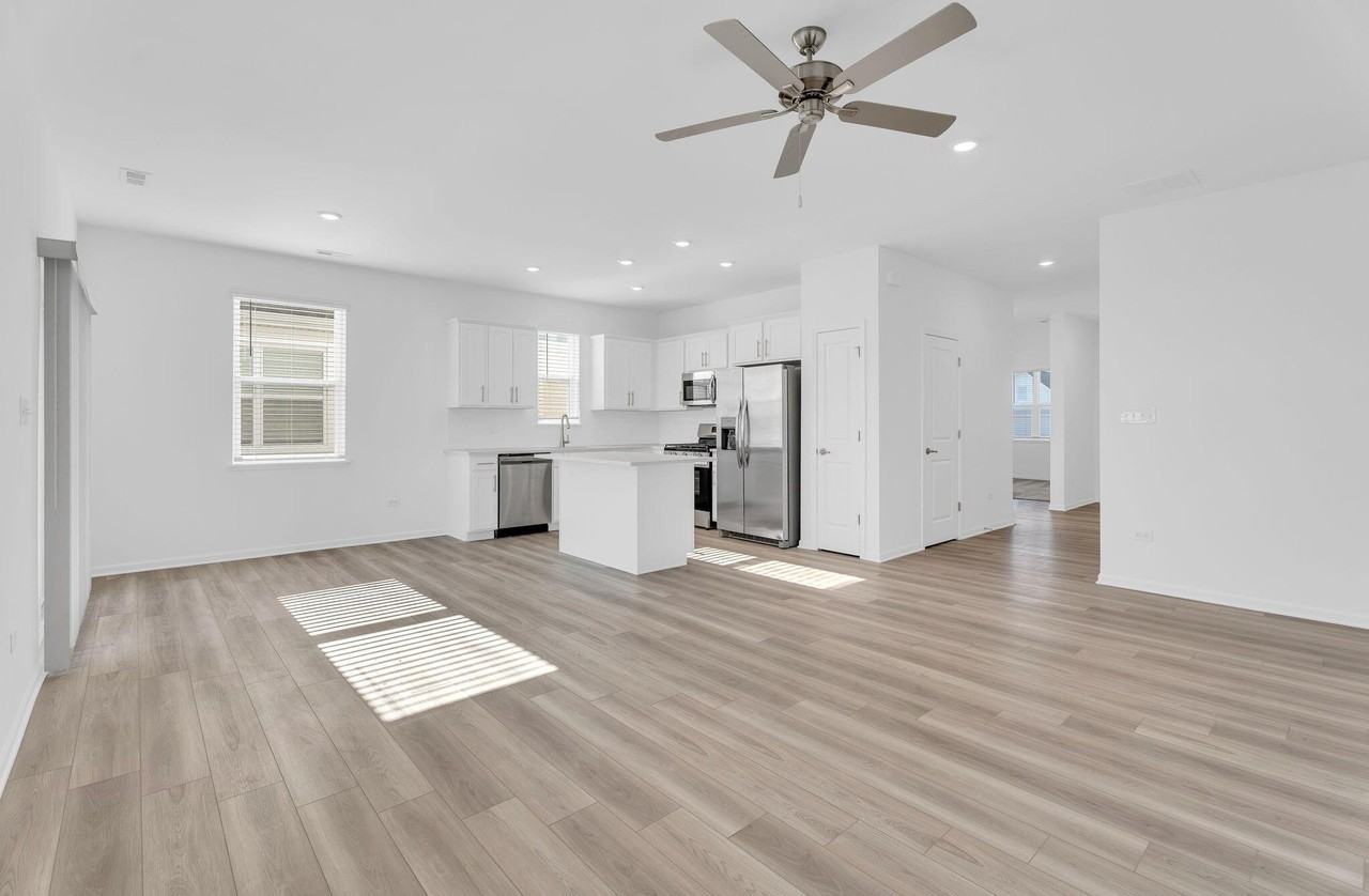 12535 Virginia Street - Photo 3 of 16