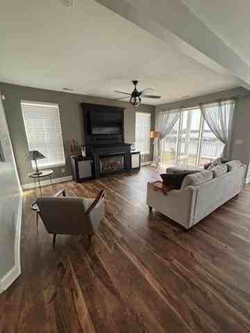 13242 Lakeshore Dr #101 - Photo 5 of 22