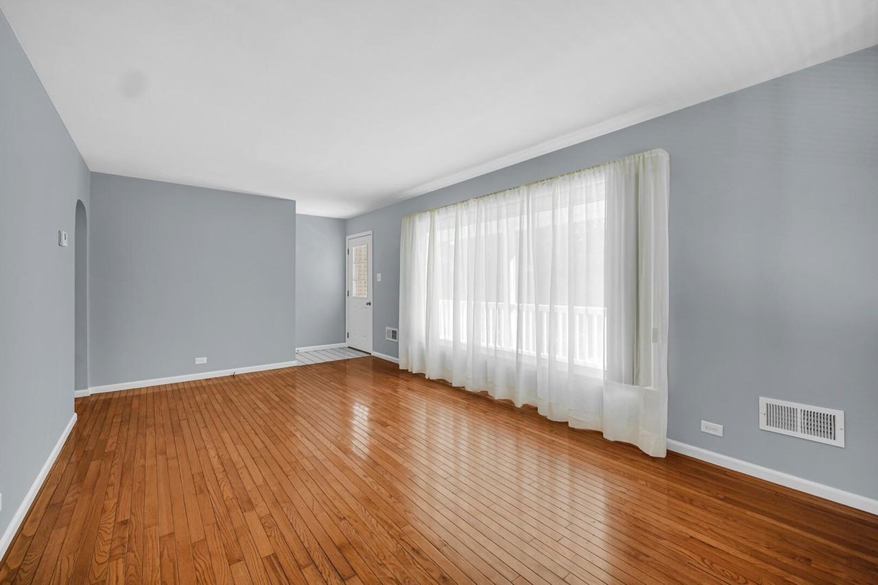 12710 Magoun Street - Photo 4 of 22