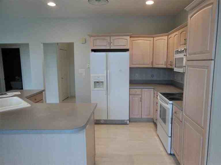 9939 Sequoia Lane - Photo 7 of 41