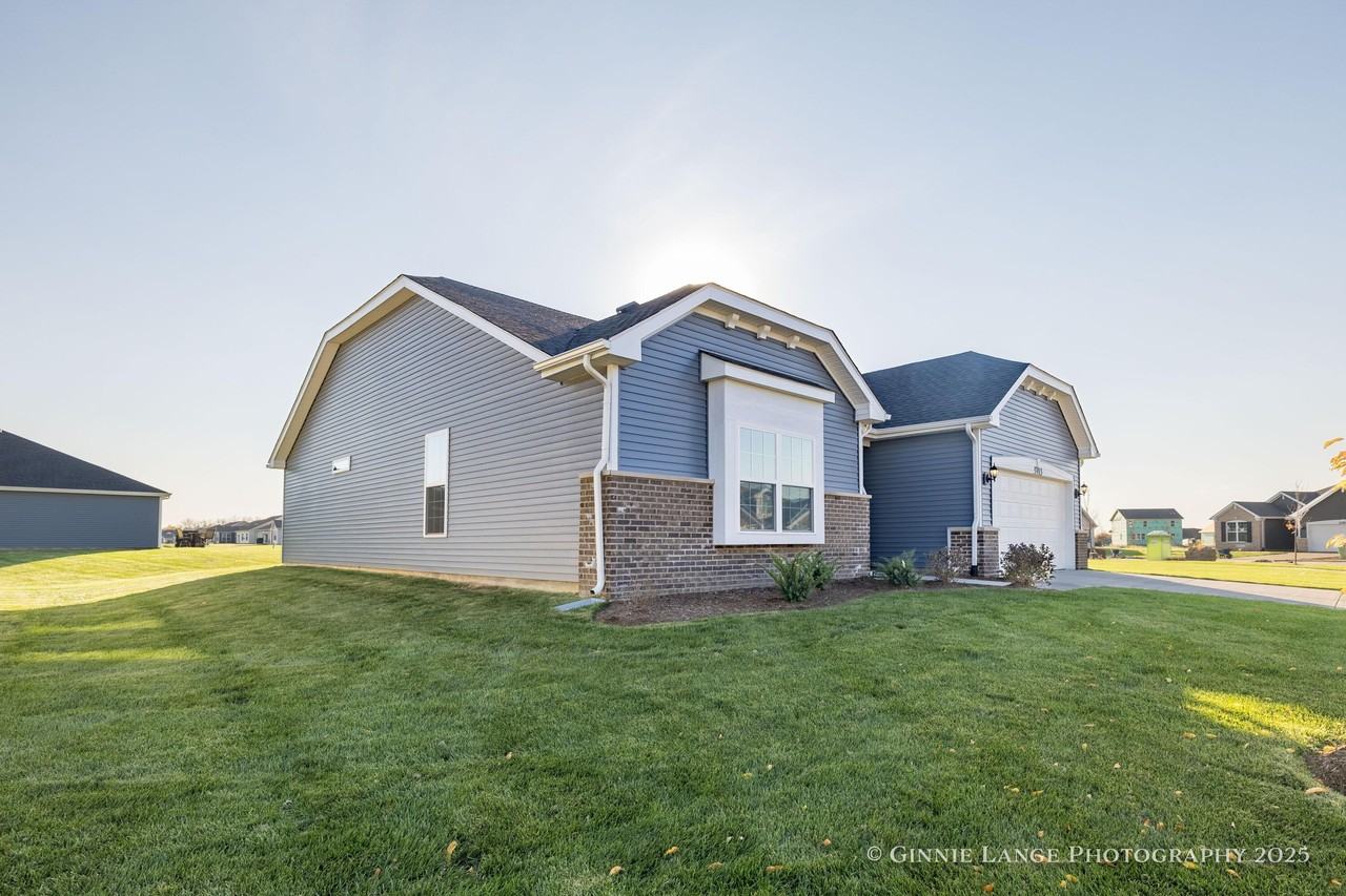 5913 E 109th Pl - Photo 3 of 34