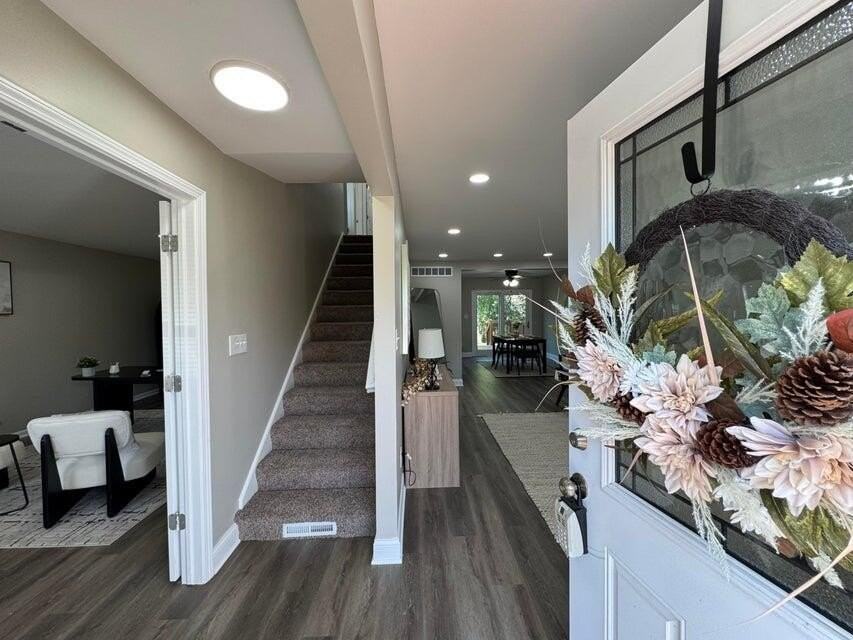 237 Krouser Dr - Photo 5 of 24