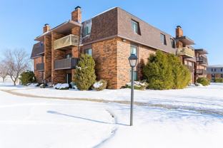 2049 45th Street #101 - Photo 1 of 1