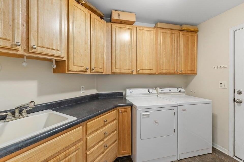 10557 Maine Dr - Photo 7 of 15