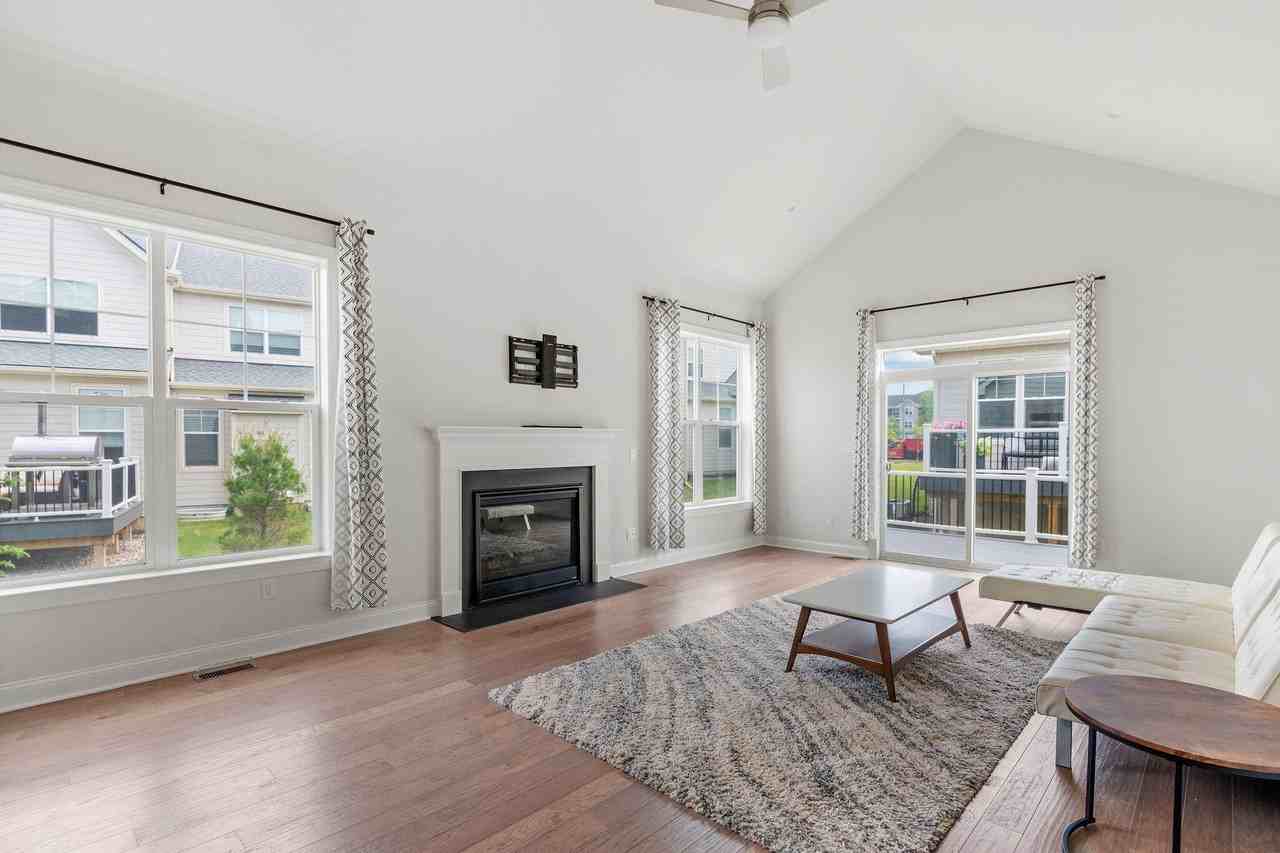 3093 N Spurway Dr - Photo 7 of 31