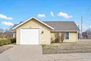 featured image of 640 E Sunset St