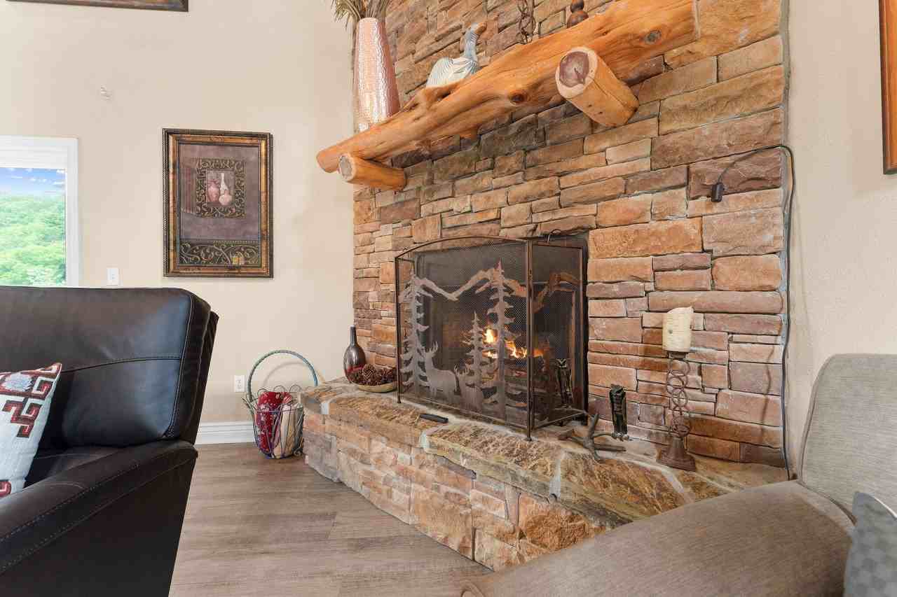 721 Shore Road - Photo 6 of 37