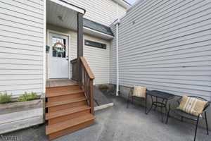 featured image of 482 Springfield Avenue #1