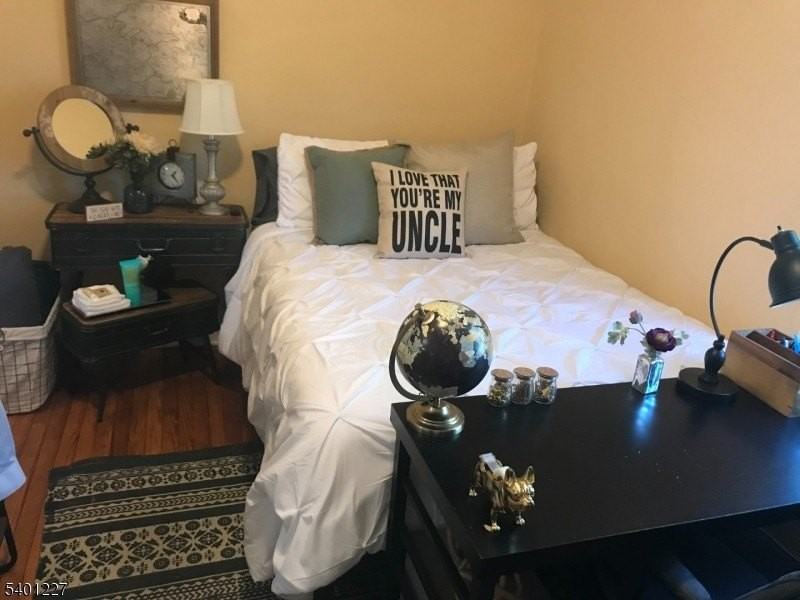 18 Hilton St - Photo 4 of 10