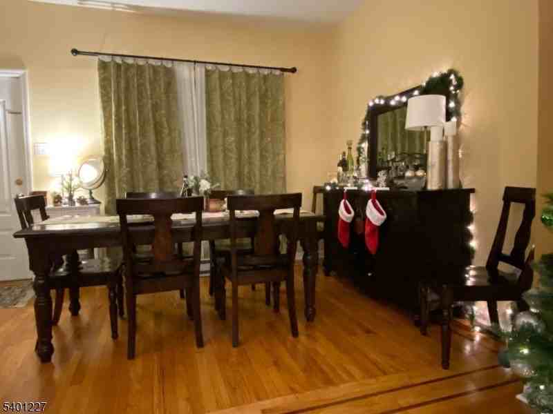 18 Hilton St - Photo 7 of 10