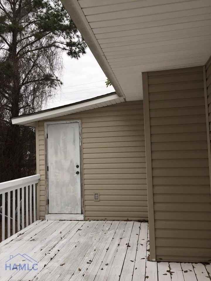 204 Magnolia Plantation Ct - Photo 2 of 15