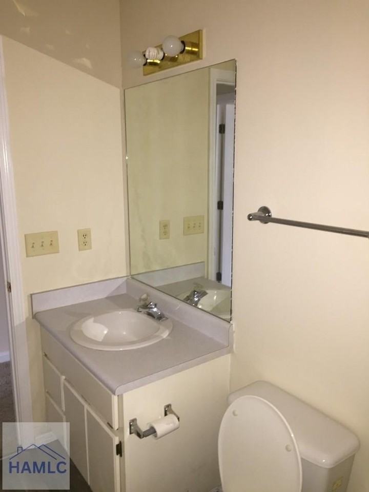 204 Magnolia Plantation Ct - Photo 3 of 15