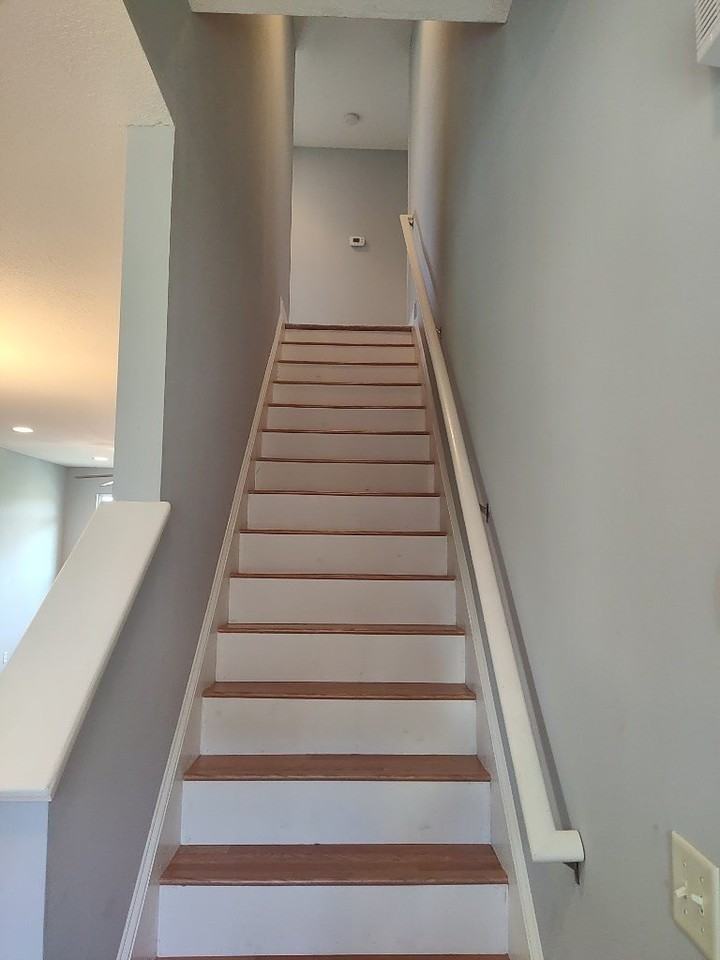 611 Atkinson Dr - Photo 7 of 20