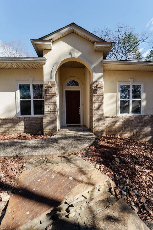 100 Salvatierra Way - Photo 4 of 25