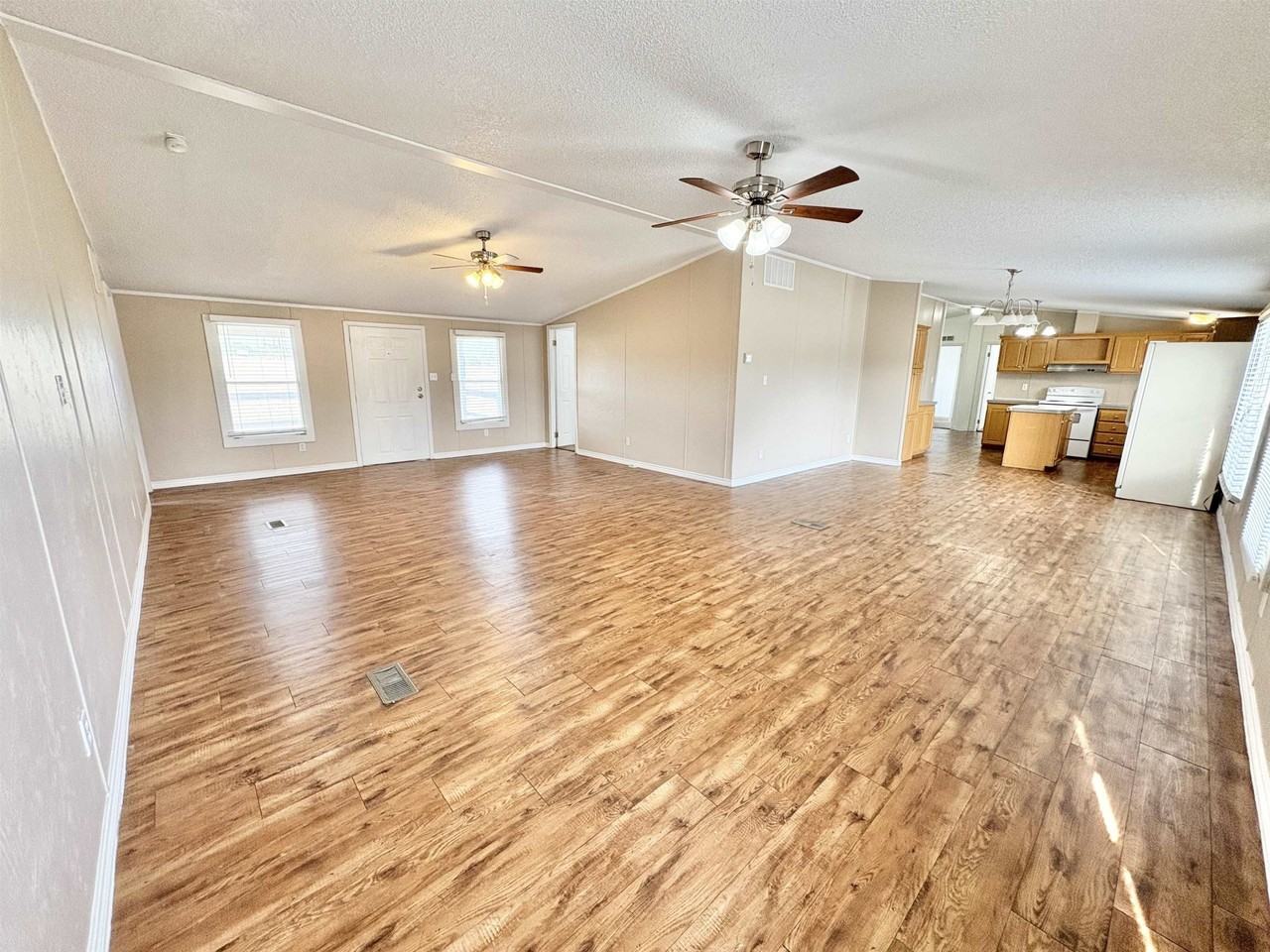 285 Field-Pogue Road - Photo 5 of 27