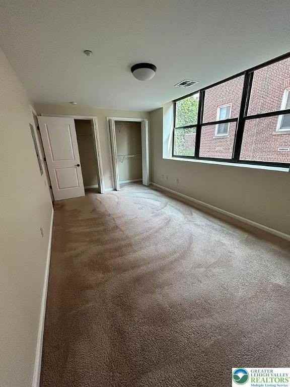 528 North New Street #4 - Photo 4 of 7