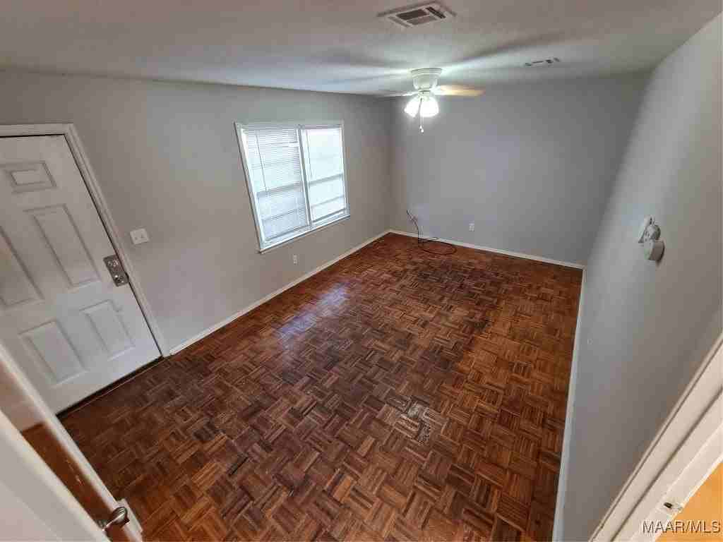 1618 Midway St - Photo 6 of 33