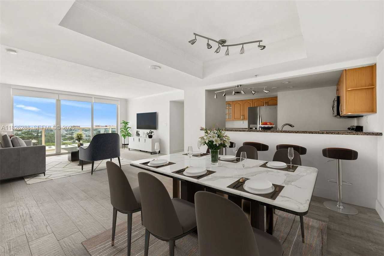 650 West Ave #1508 - Photo 5 of 8