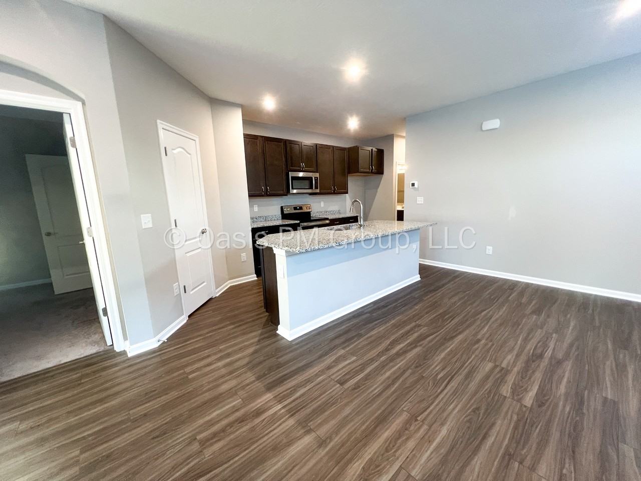 521 Rochdale Run #1 - Photo 5 of 22