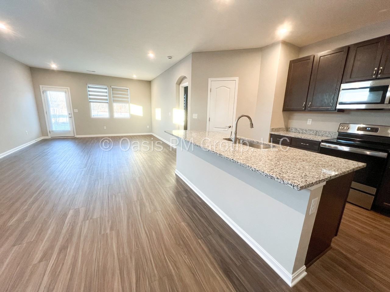 521 Rochdale Run #1 - Photo 7 of 22